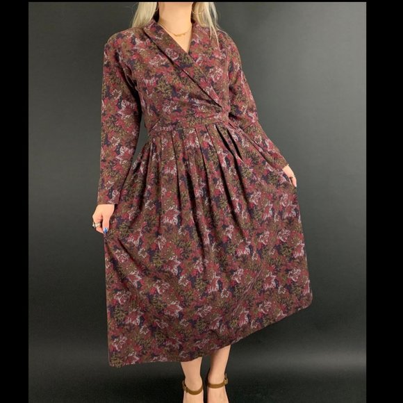 ❗️SOLD❗️80s Laura Ashley Leaf Print Long Sleeve Dress - Picture 1 of 14